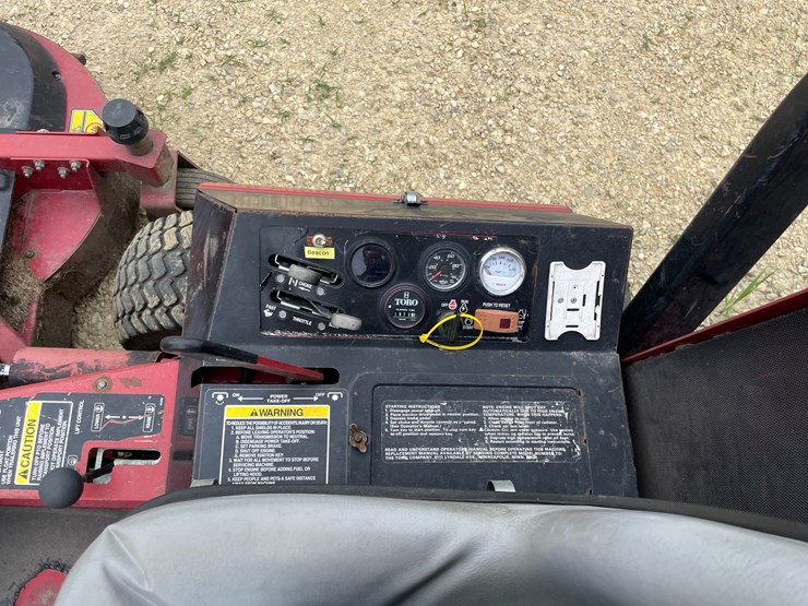 #1075-•-toro-lawn-mower-image-26