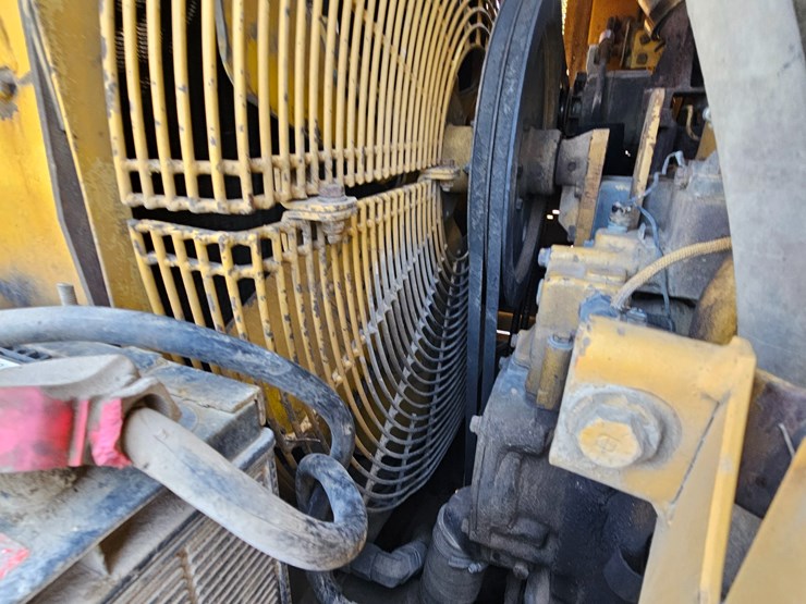 caterpillar-963-image-52