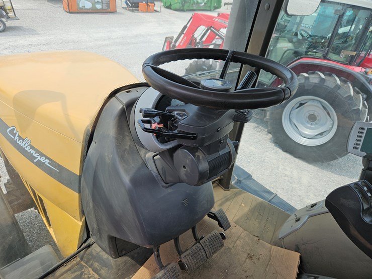 2009-challenger-mt675c-image-9