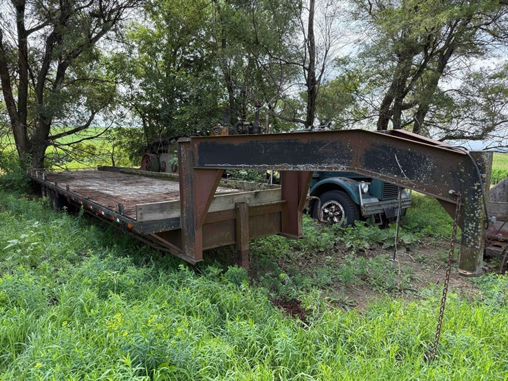 1989-top-hand-gooseneck-92-1/2”-x-36-flatbed-trailer-image-3