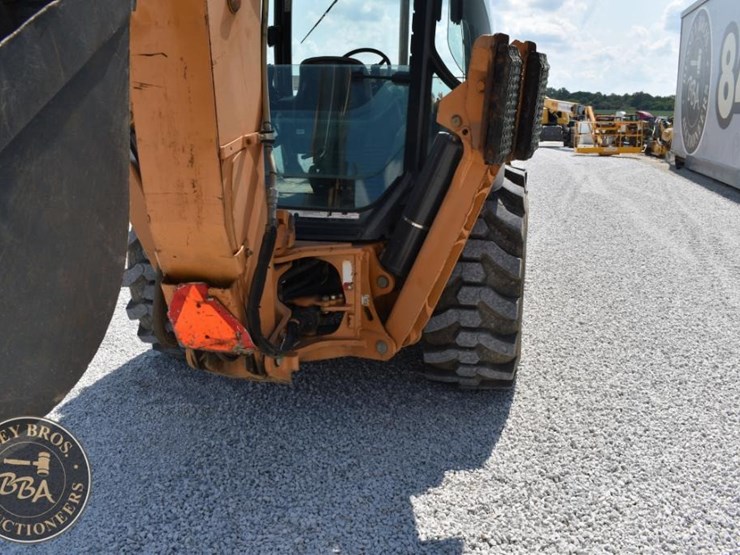 2012-case-590sn-image-34