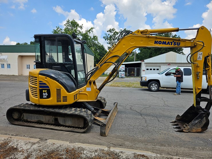 2018-komatsu-pc55mr-image-24