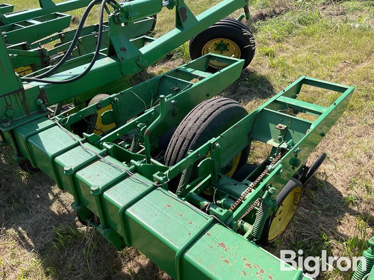 john-deere-7000-image-20