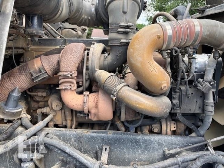 2006-kenworth-t800-image-19