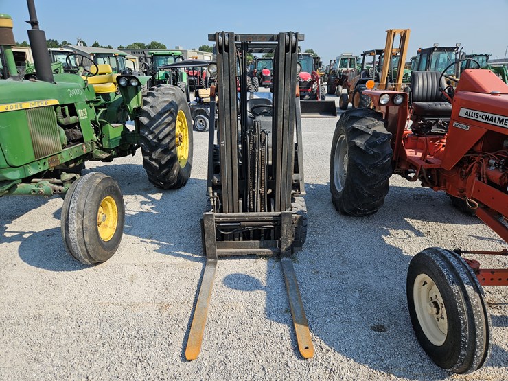 #185824-•-nissan-50-forklift-image-2