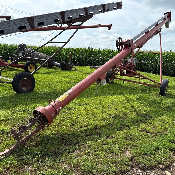 Sudenga 8" x 30ft truck auger
