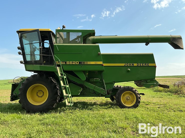 1982-john-deere-6620-image-8