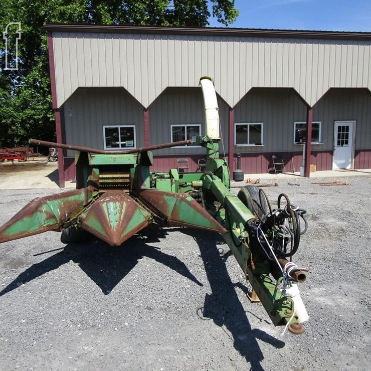 JOHN DEERE 3940