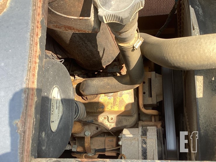 2003-deere-650h-lgp-image-13