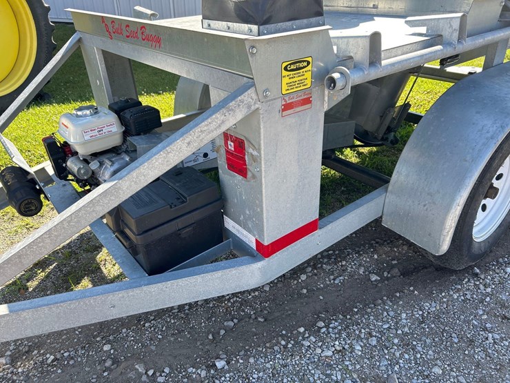 ads-bulk-seed-buggy,-2-pod,-tandem-axle,-15-inch-tires,-folding-seed-auger-image-5