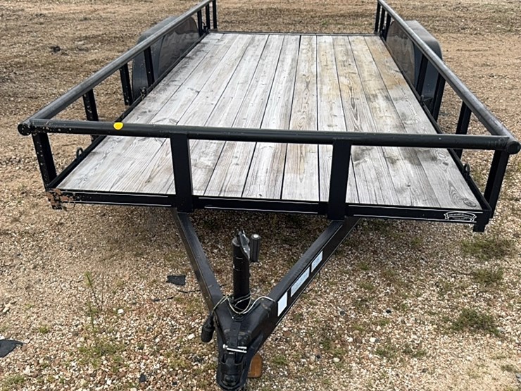 16-foot-utility-trailer-image-2