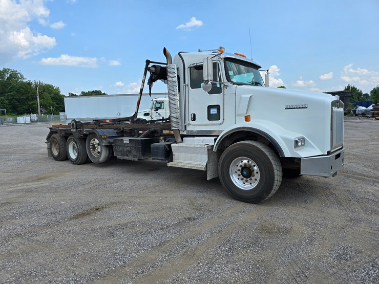 2012-kenworth-t800-image-60