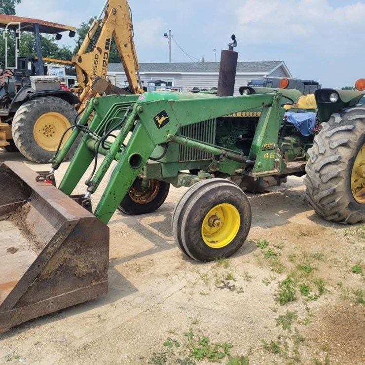JOHN DEERE 2640