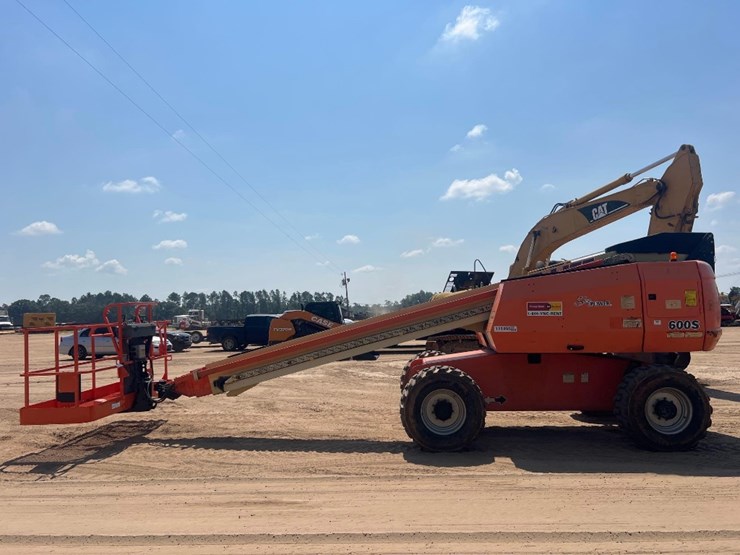 2008-jlg-600s-image-5