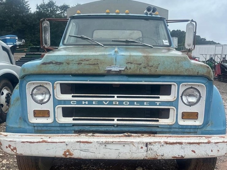1970-chevrolet-c60-image-2