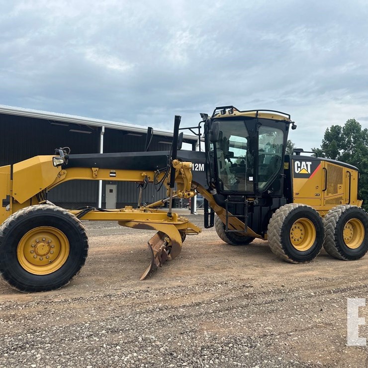 2011 CATERPILLAR 12M VHP