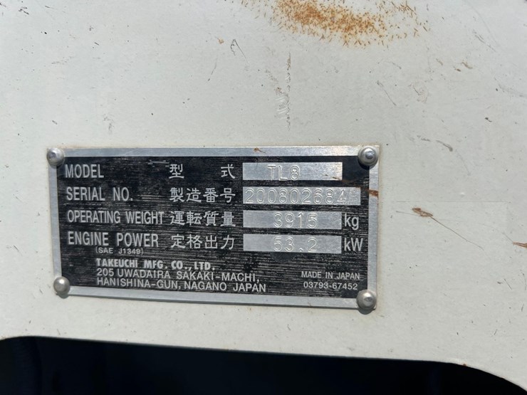 2016-takeuchi-tl8-image-24