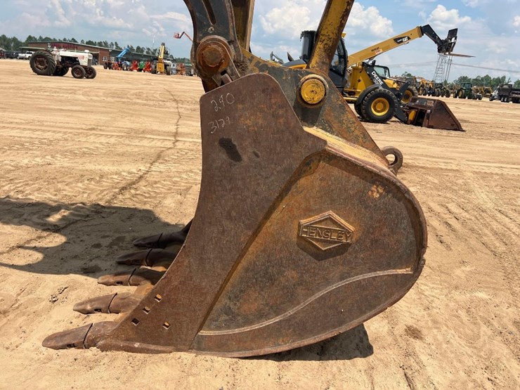 2019-komatsu-pc290-lc-11-image-10