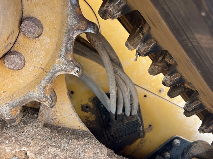 2023-caterpillar-299d3-image-20