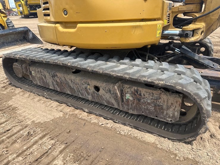 2014-caterpillar-304e-cr-image-12