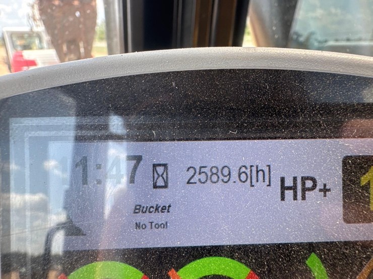 2018-caterpillar-326fl-image-36