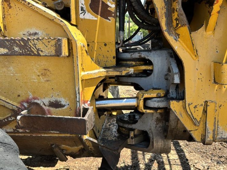 2008-caterpillar-574-image-62