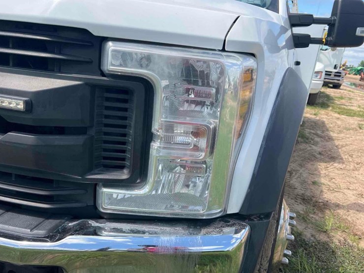 2018-ford-f550-xl-image-9