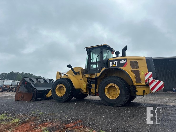 2020-caterpillar-962m-image-4