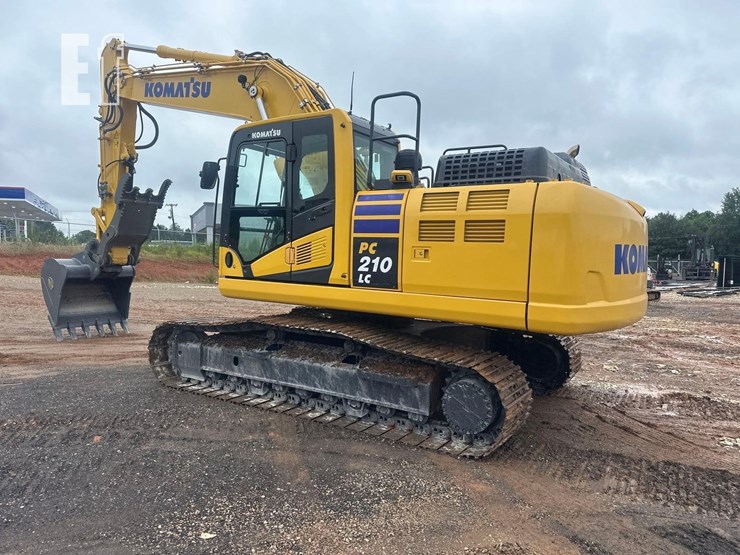 2022-komatsu-pc210-lc-11-image-9