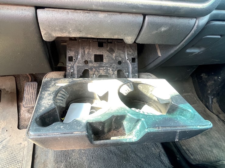 #1040-•-2000-chevy-1500-truck-(has-wi-title)-image-57