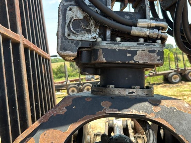 2008-caterpillar-574-image-15