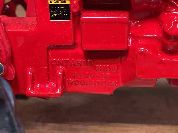 1/16-farmall-656-1996-ontario-nib-sm-image-10