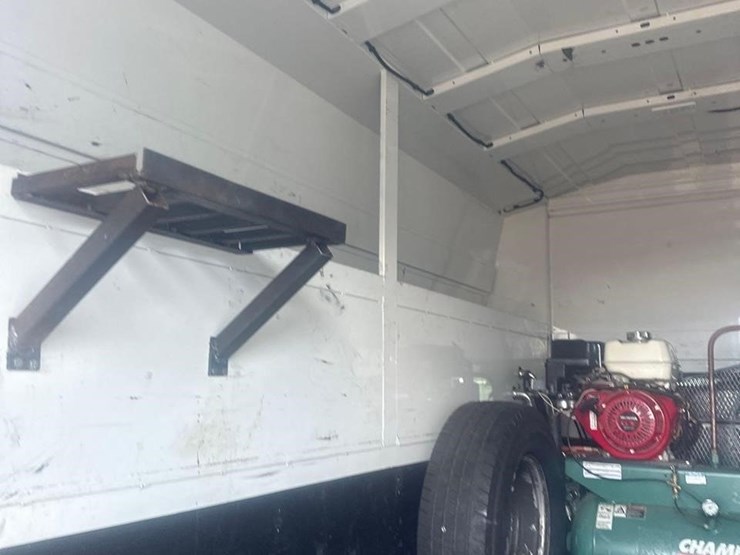 2018-ford-f350-xl-image-9