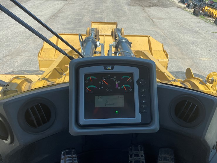 caterpillar-980k-image-50