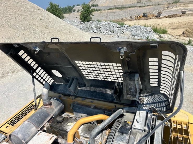 2011-caterpillar-329dl-image-74