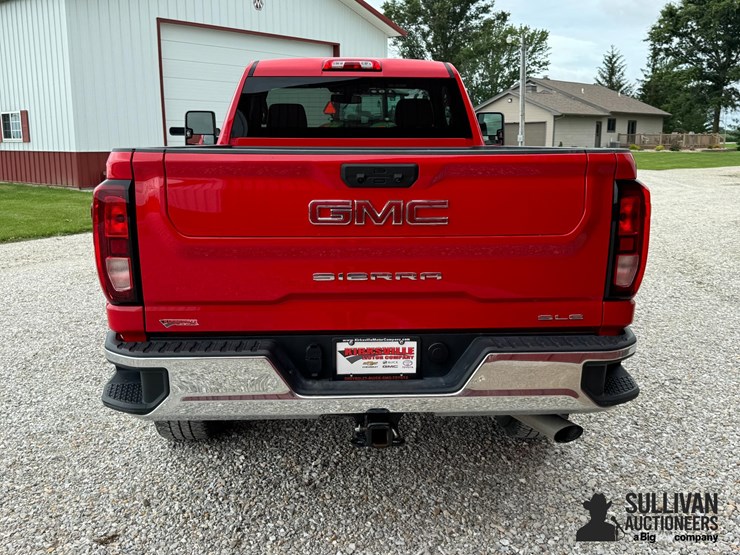 2023-gmc-2500hd-image-6