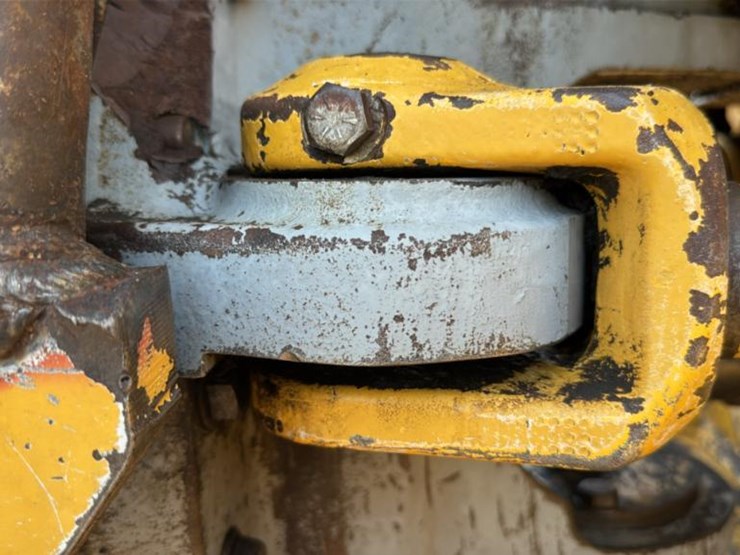 2008-caterpillar-574-image-71