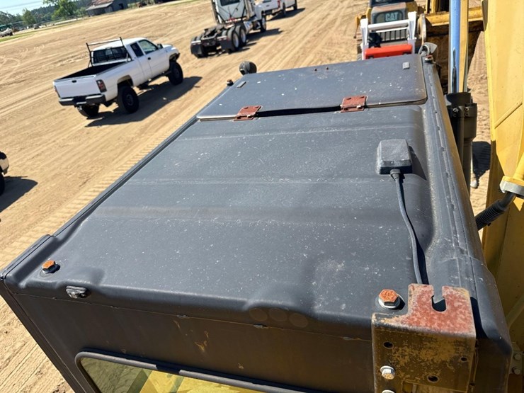 2012-caterpillar-320el-image-39