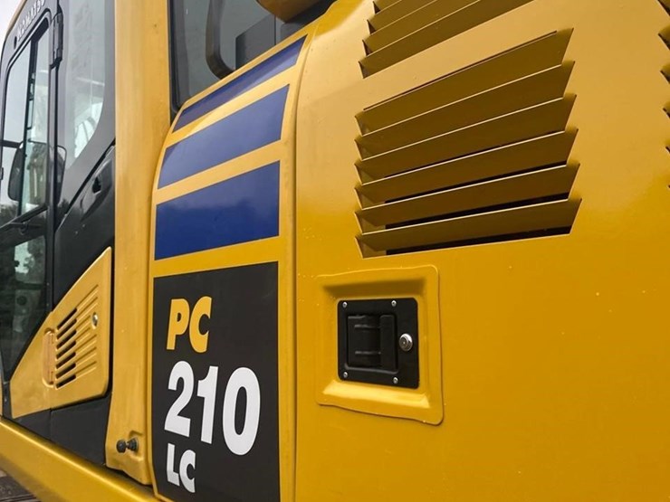 2021-komatsu-pc210-lc-11-image-20