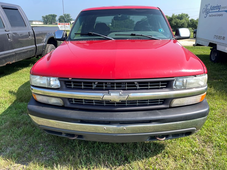 #1040-•-2000-chevy-1500-truck-(has-wi-title)-image-13