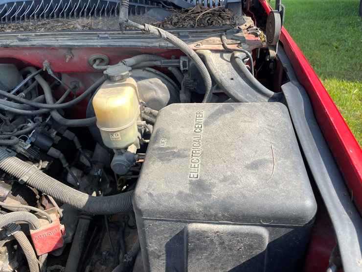 #1040-•-2000-chevy-1500-truck-(has-wi-title)-image-99