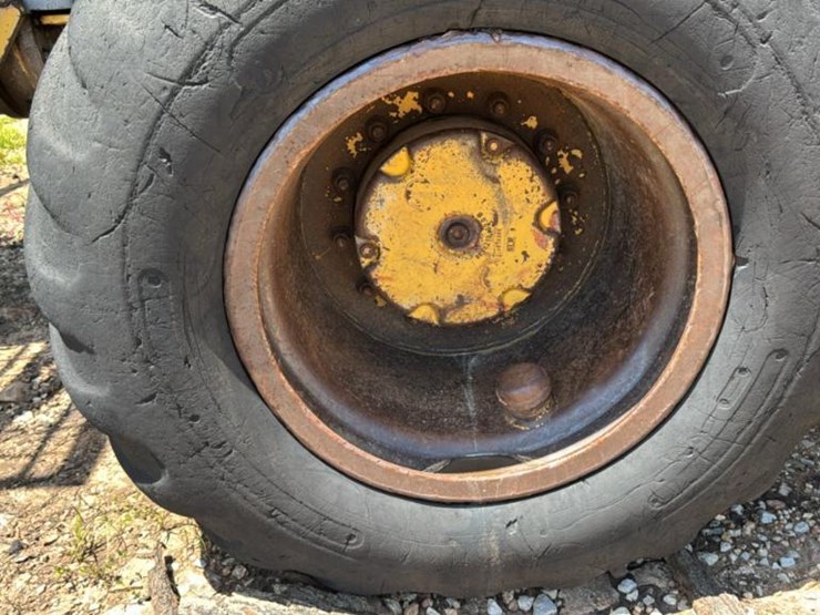 2008-caterpillar-574-image-34