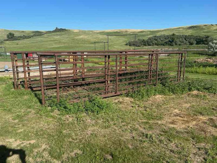 **sold-onsite-only---no-online-bids-will-be-accepted**-livestock-equipment-image-1