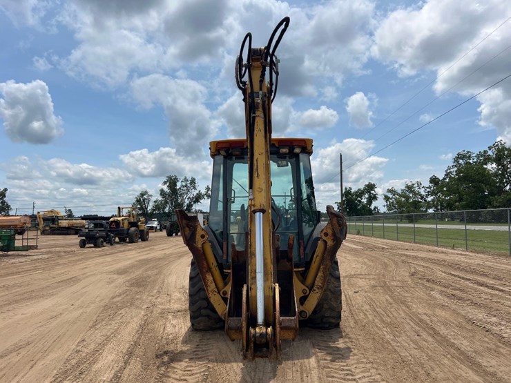 2004-deere-310sg-image-3