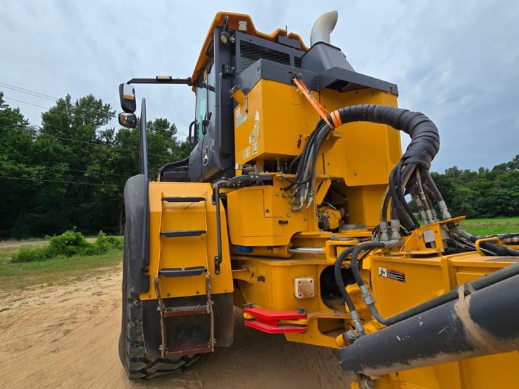 2018-deere-460e-image-11