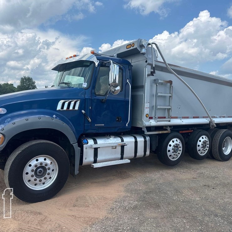2021 MACK GRANITE 64FR