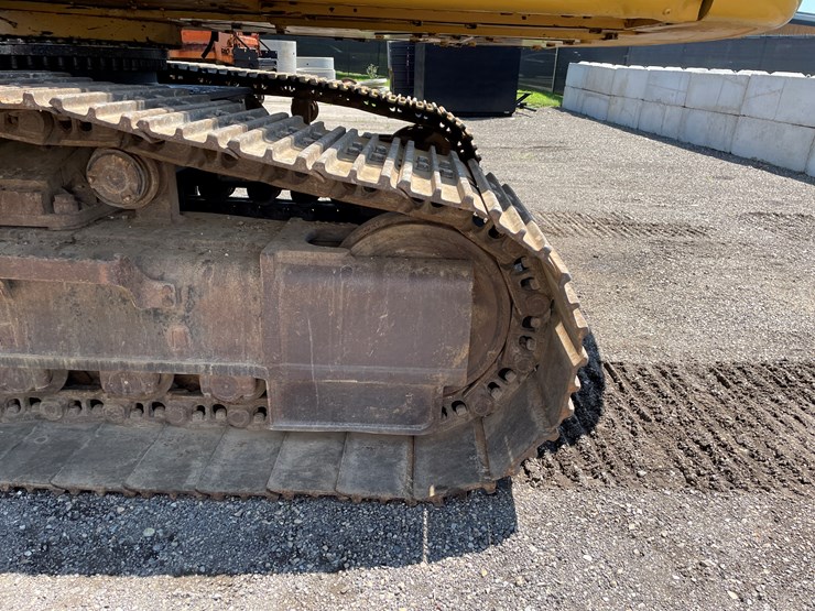 caterpillar-345c-image-11