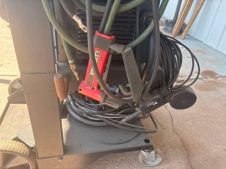 miller-xmt-welder-image-7