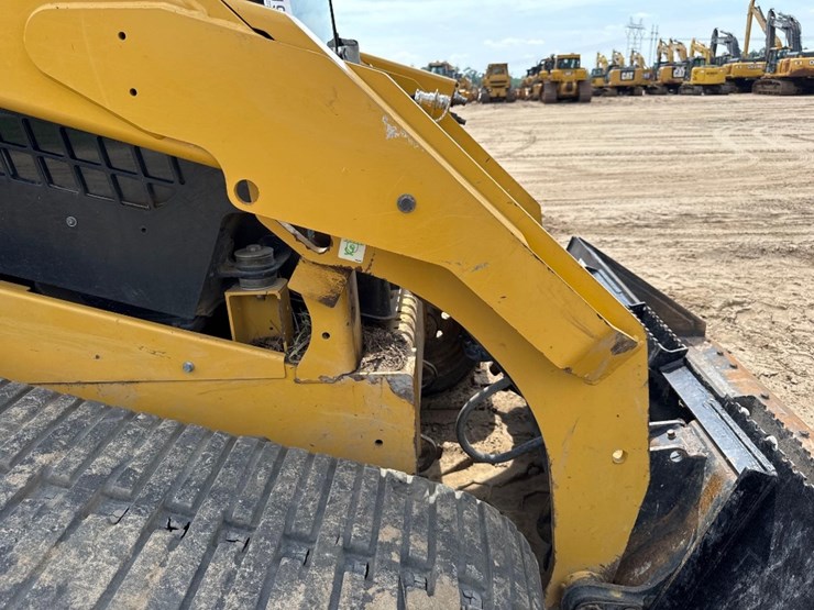 2018-caterpillar-289d-image-27