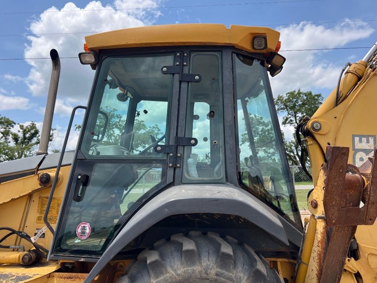 2004-deere-310sg-image-21